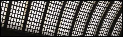 Gray_skylight_2013-07+16